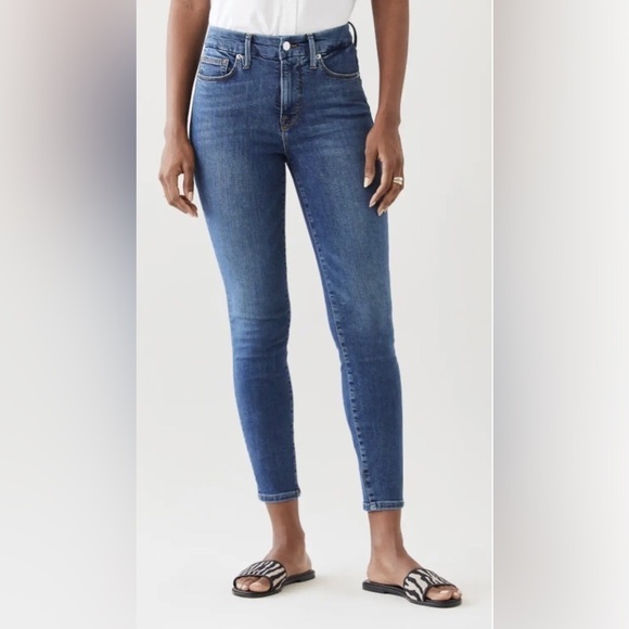 Good American Good Legs Extreme V Crop dk wsh 
slight stretch mid rise jns SZ 2 - Picture 1 of 11